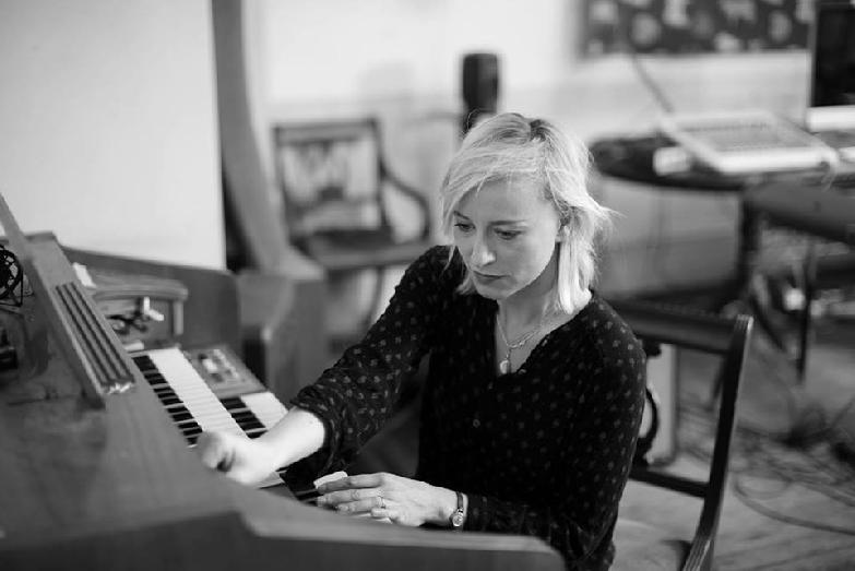 CATHY DAVEY & JAPE