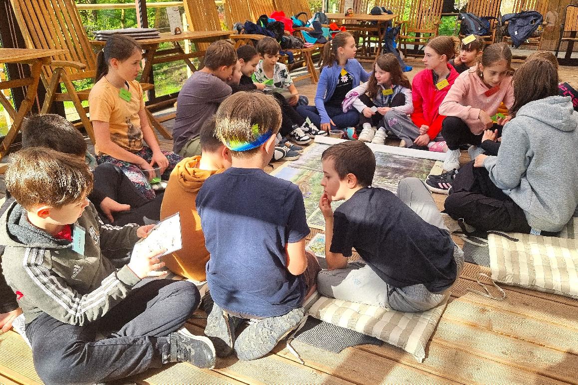 V oddychovej zóne nad Breznom mesto poskytuje neformálny priestor na vzdelávanie a rozvoj