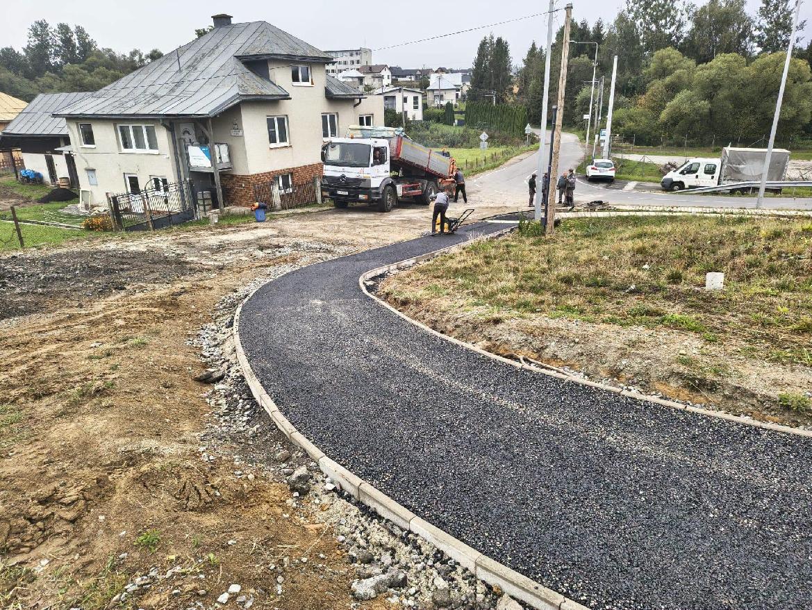 obr: Nový chodník majú aj v Podkoreňovej