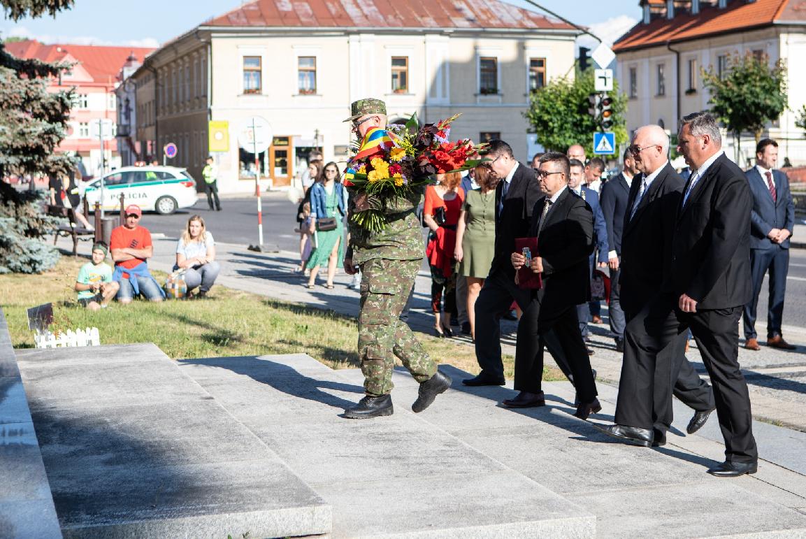 Na oslavách privítali delegácie z partnerských miest