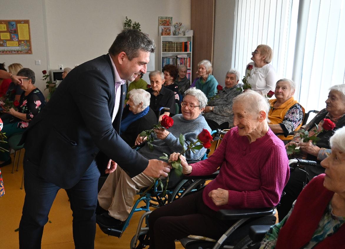obr: Deň matiek si pripomenuli aj v Boženke