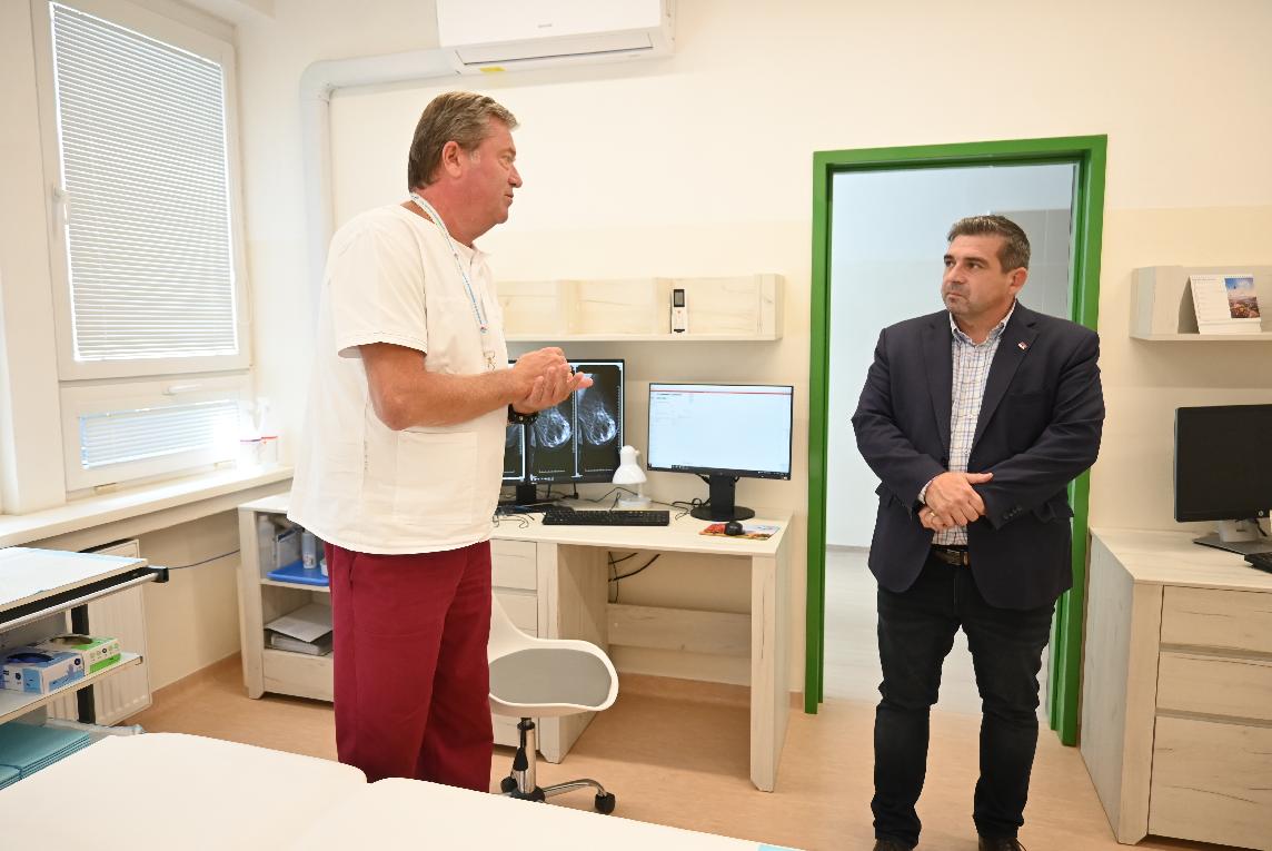 obr: Nemocnica v Brezne má skríningové pracovisko. Ženy tak majú šancu na včasné odhalenie ochorení prsníka