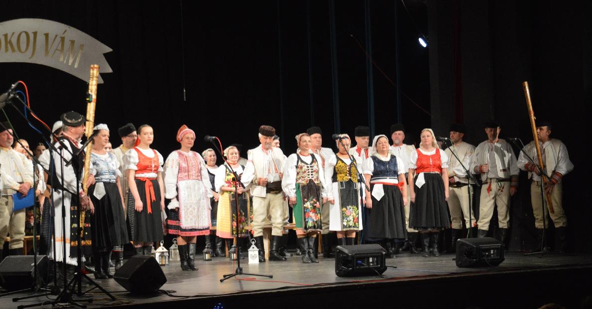 obr: Folklórny súbor Mostár opäť potešil jedinečným vianočným programom