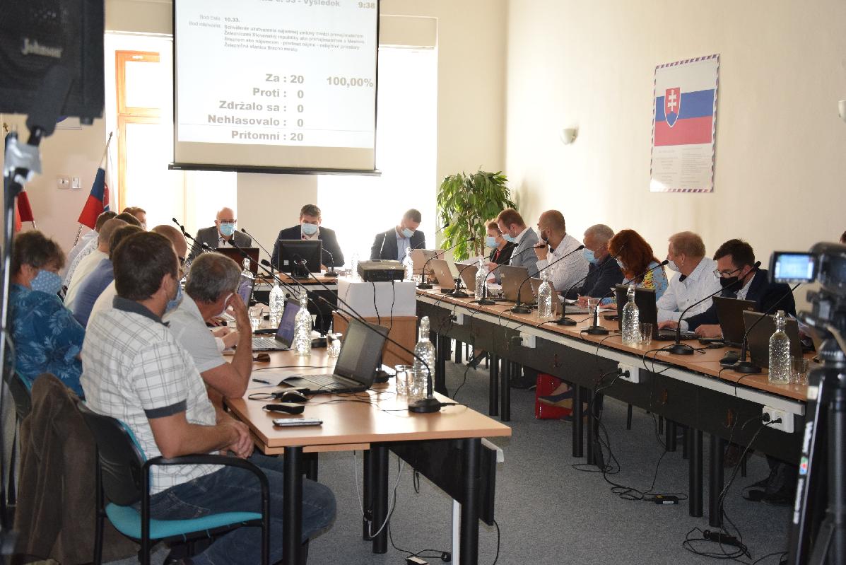 obr: Poslanci schválili dotáciu pre nemocnicu, čím podporili zriadenie pracoviska magnetickej rezonancie