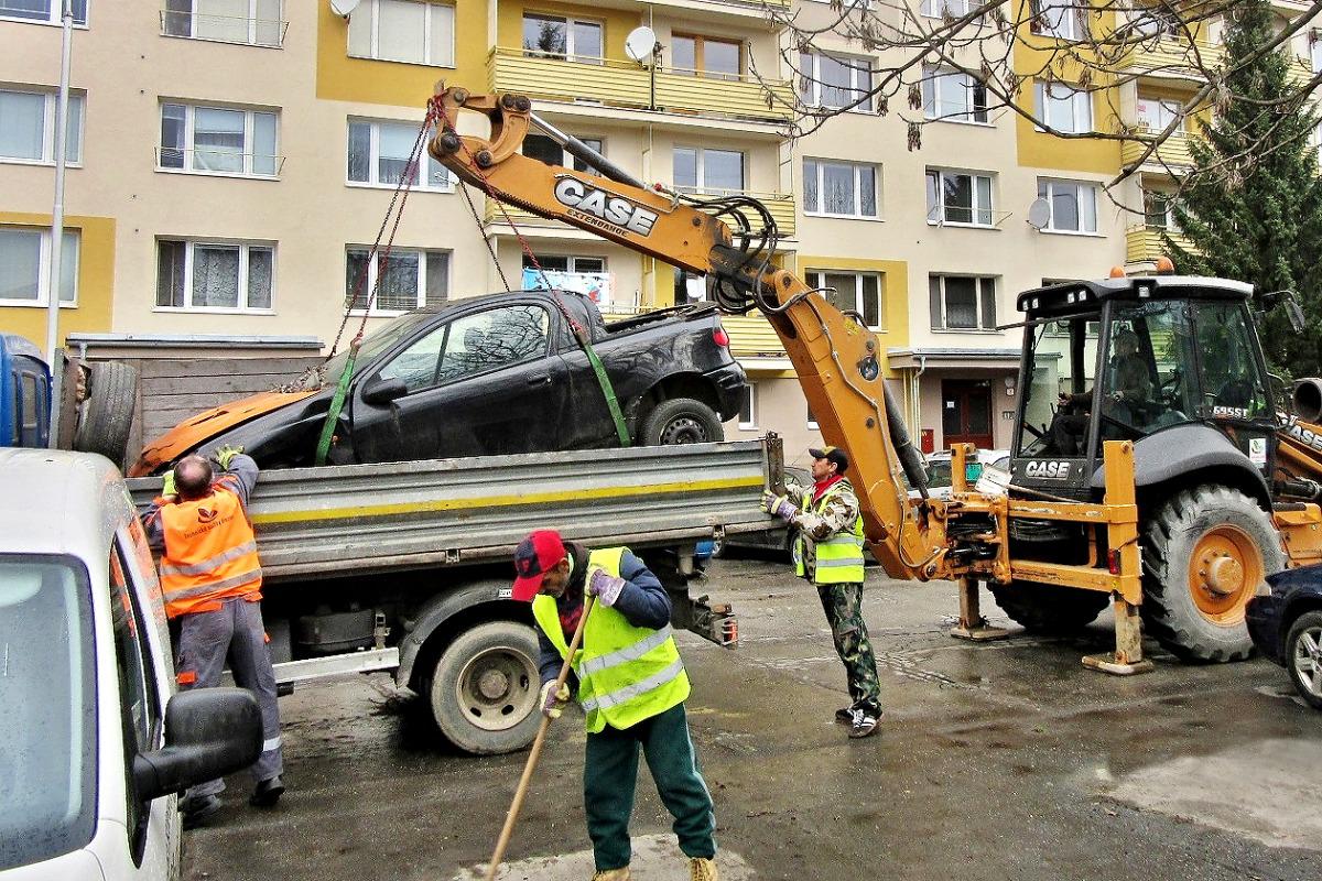 obr: Uvoľnili parkovacie miesta