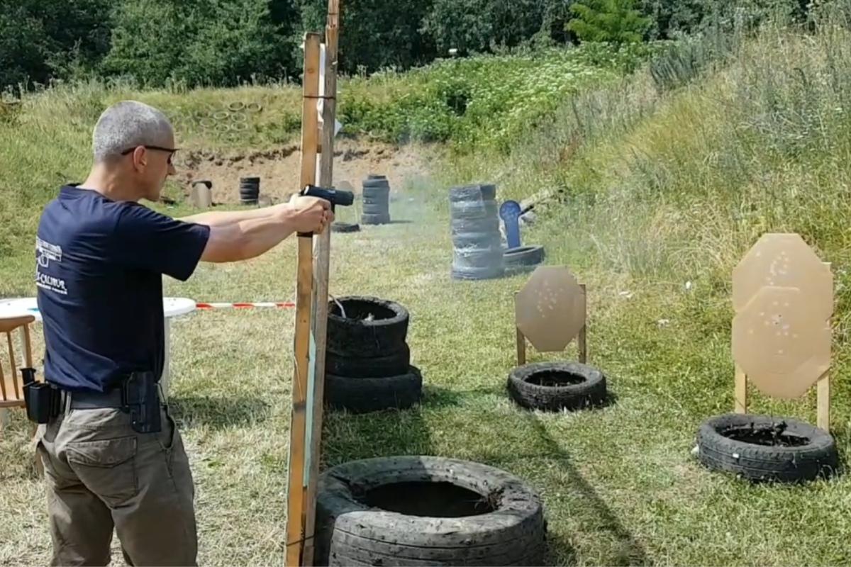 Miroslav Ťažký: Niekto fajčí, iný pije, ja strieľam