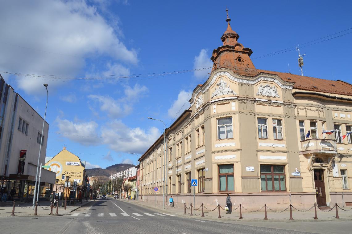 obr: Od pondelka je opäť otvorené klientske centrum mestského úradu