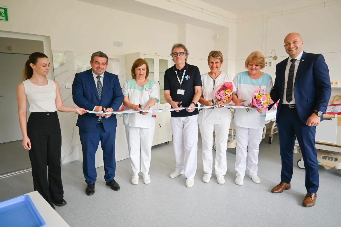 obr: Nové chirurgické oddelenie v breznianskej nemocnici začína slúžiť pacientom