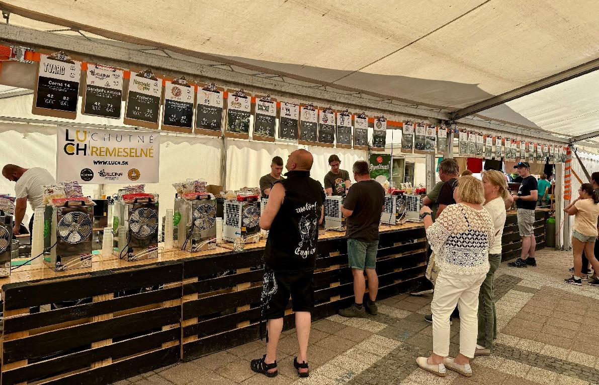 Príďte si užiť Horehronský pivný festival, dni lahodného remeselného piva, gastronómie a zábavy