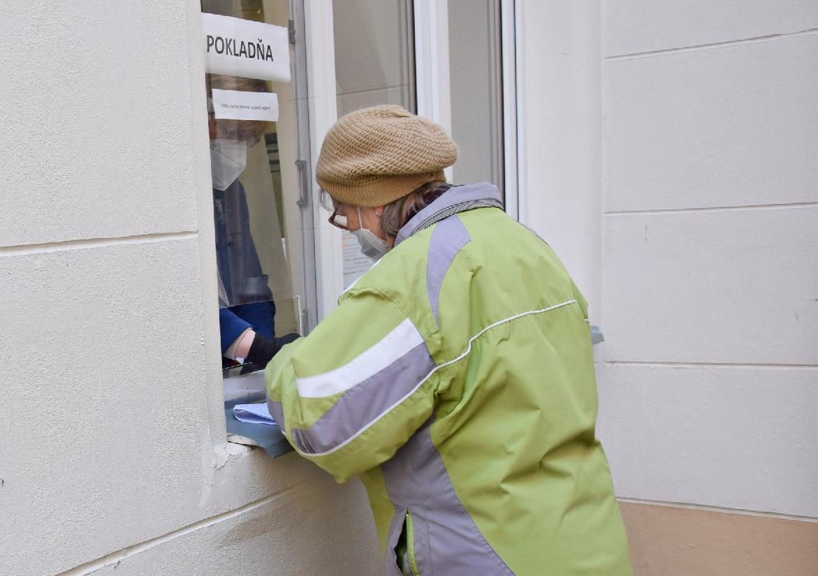 obr: Rozhodnutia o vyrubení dane a poplatku za odpad mesto už začne doručovať v piatok