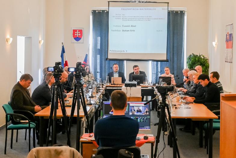 Technické služby budú mať od júla nový názov. Rozhodli o tom poslanci na aprílovej schôdzi