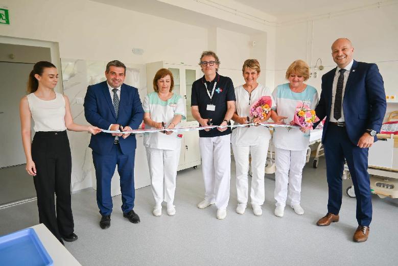 Nové chirurgické oddelenie v breznianskej nemocnici začína slúžiť pacientom