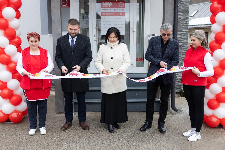 Nonstop nákup v srdci Nízkych Tatier. Coop Jednota otvorila automatizovanú predajňu v Bystrej