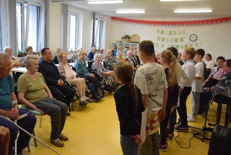Seniorov potešili aj v Boženke