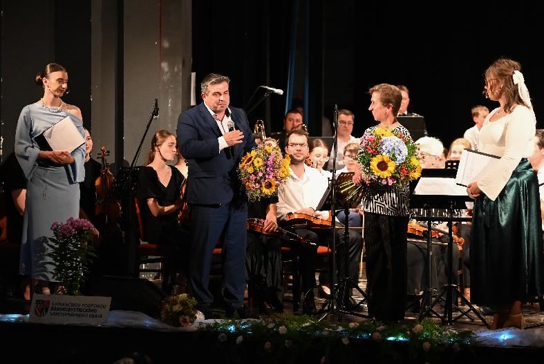 Základná umelecká škola v Brezne oslávila  65. výročie založenia nádherným programom