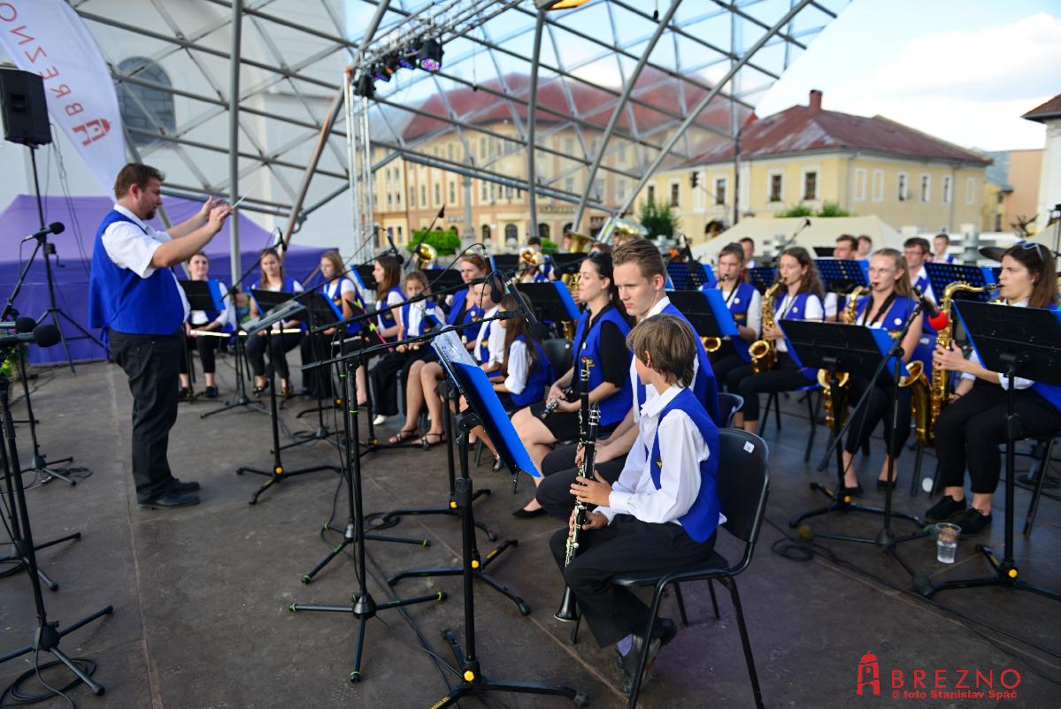 obr: Do Brezna zavítal festival dychových hudieb, na ktorom sa odprezentovali mladé talenty