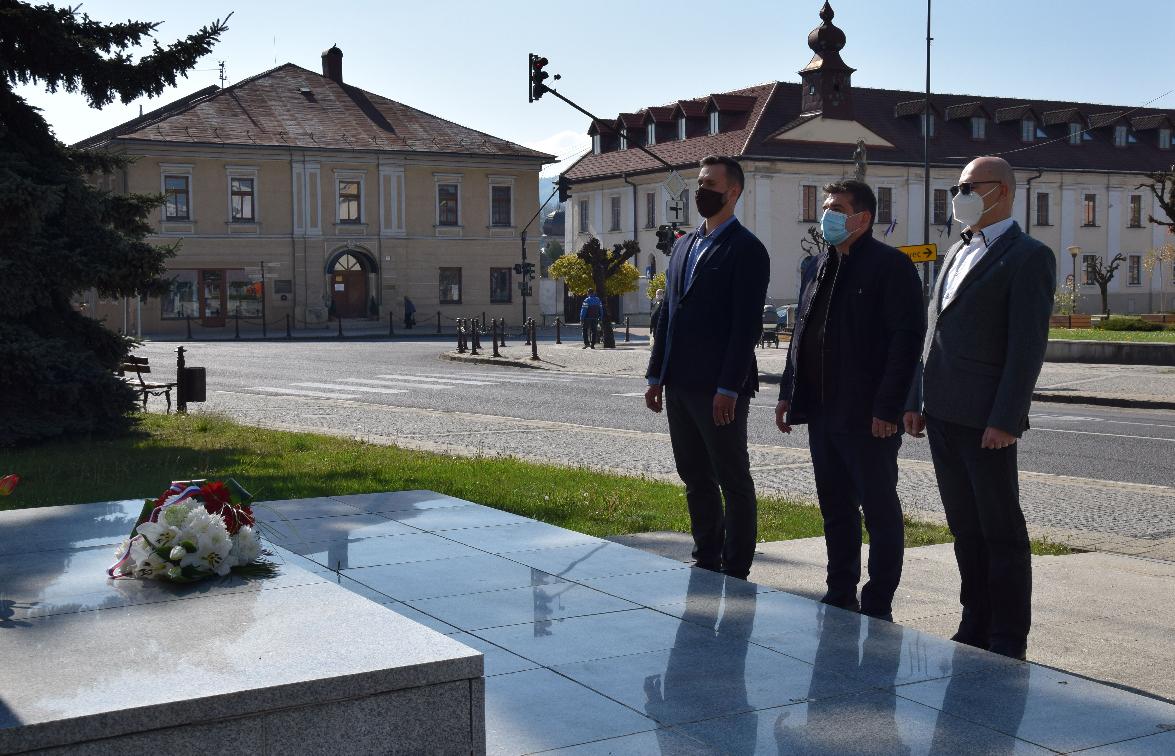obr: Výročie generálovej smrti si pripomenuli v komornom duchu