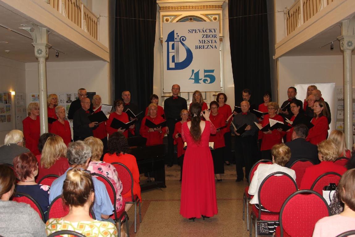Spevácky zbor mesta Brezna oslávil štyridsiate piate výročie založenia