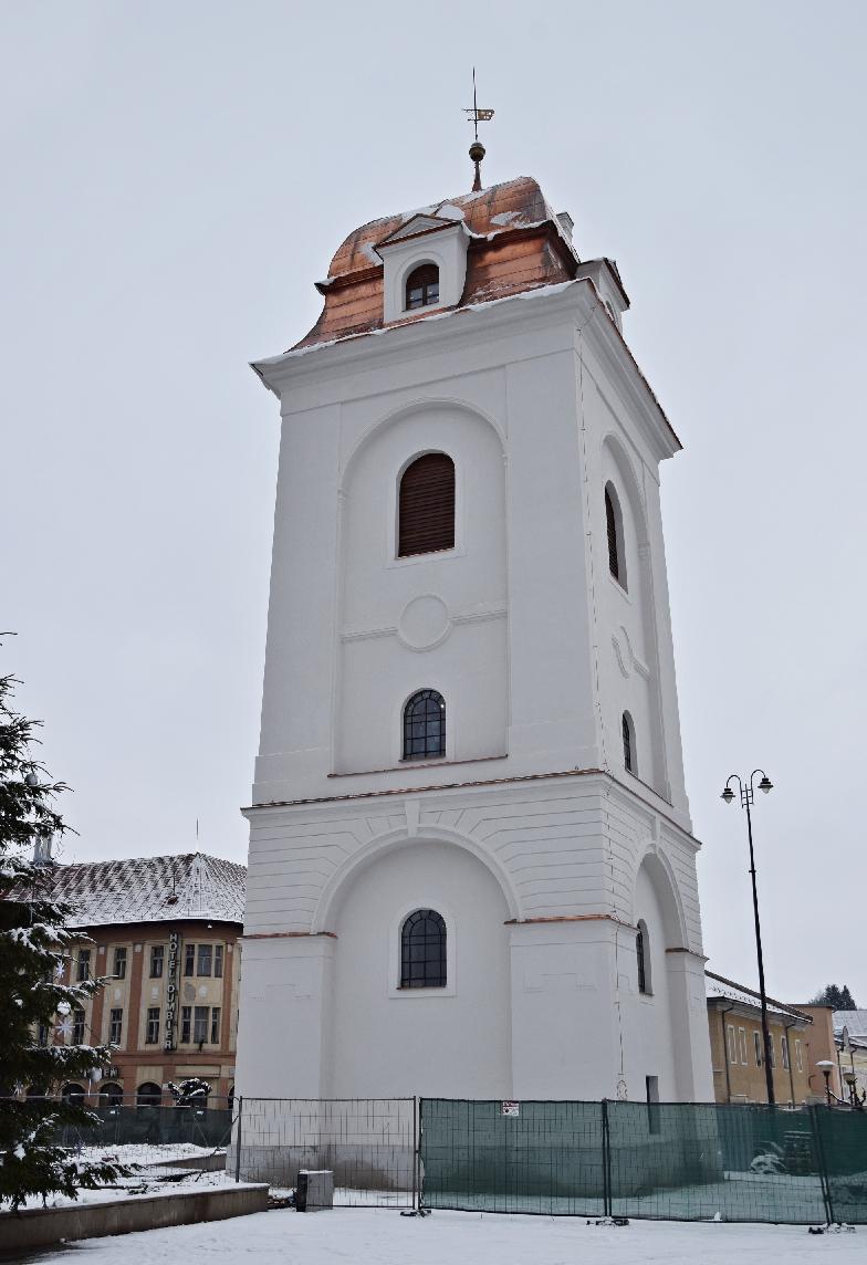 Po odkrytí lešenia sa veža ukázala v celej svojej kráse